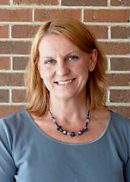 Portrait of Peggy Brinkman, MPH '09, practicing veterinarian program.