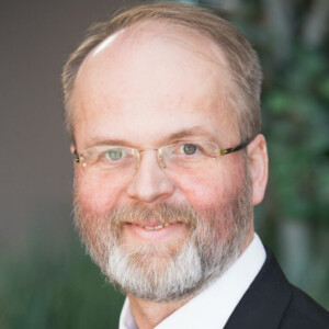 Portrait of Prof. Hans Lehmler of the Department of Occupational and Environmental Health at the University of Iowa College of Public Health.