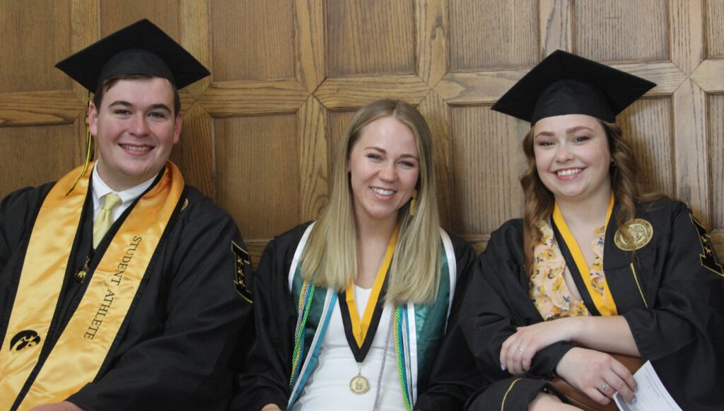Graduating students at 2022 UI College of Public Health ceremony.