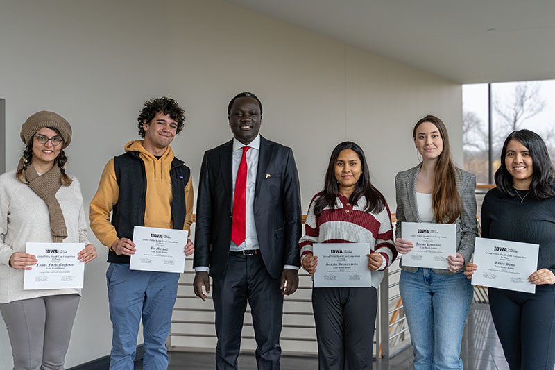 group photo of the 2024 Global Public Health Case Competition first place team