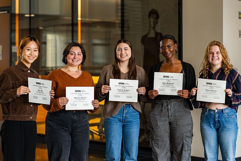 group photo of the 2024 Global Public Health Case Competition third place team