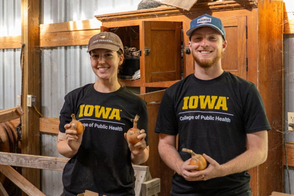CPH students help pack onions as part of the annual 2025 CPH Day of Service.